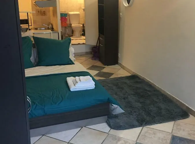 Apartman Meuble Savigny-le-Temple